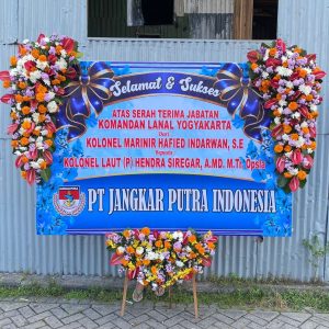 Karangan Bunga Sukses